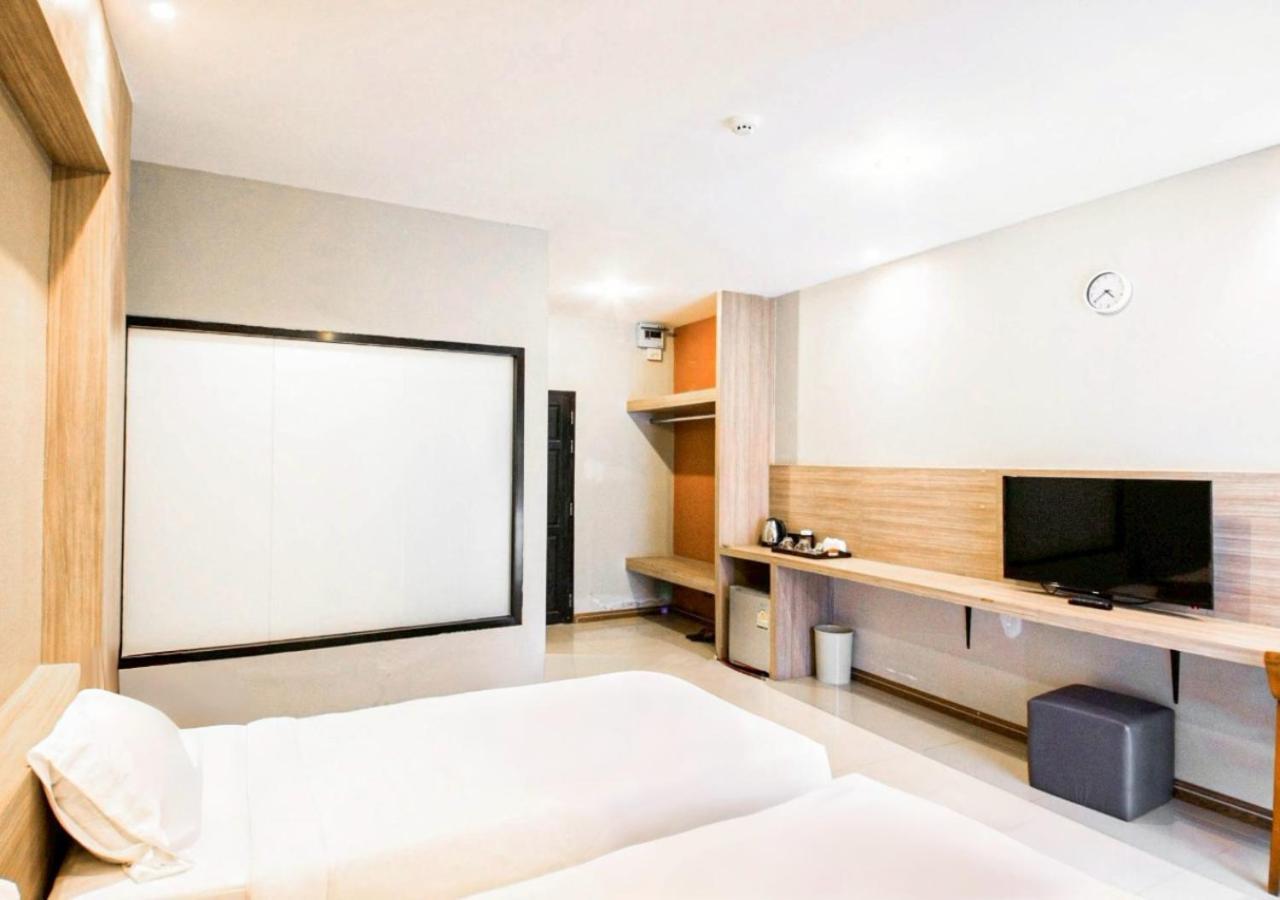 C Hotel Bangna Bangkok Exterior foto